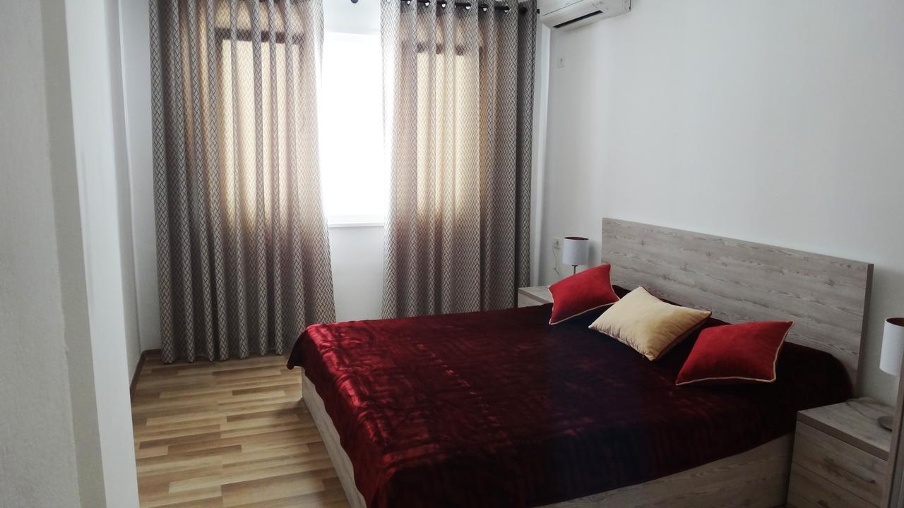 Apartments In White Residence Саранда Экстерьер фото