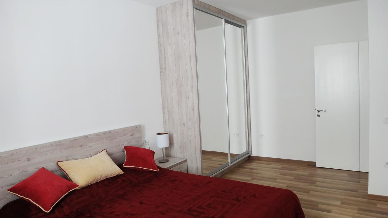 Apartments In White Residence Саранда Экстерьер фото