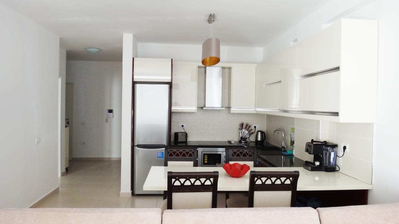 Apartments In White Residence Саранда Экстерьер фото